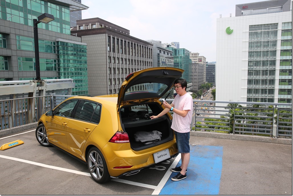 結合科技與熱血因子，Volkswagen Golf 280 TSI R-Line 試駕體驗 @3C 達人廖阿輝
