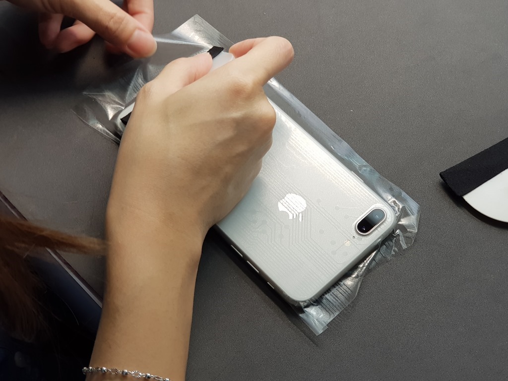 康寧原廠頂級保護！iPhone 8 / 8 Plus 專用 AG2BC 全貼合玻璃保護貼 + 包膜！ @3C 達人廖阿輝