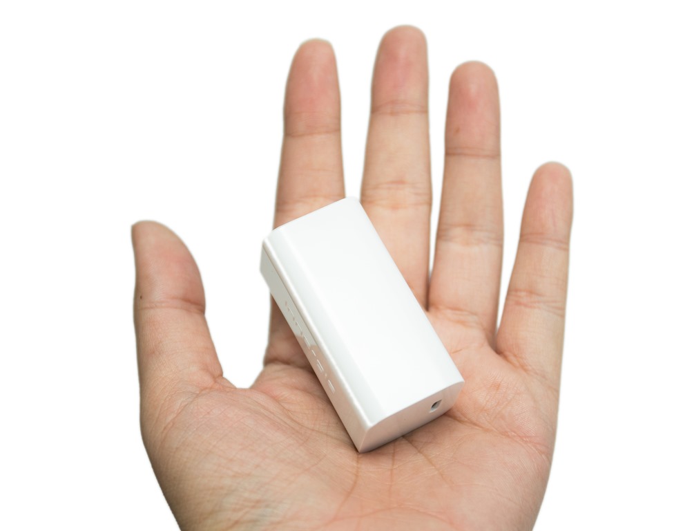 世界最小！筆電平板手機充電一顆搞定！超輕巧 Innergie 55cc 萬用充電器 @3C 達人廖阿輝