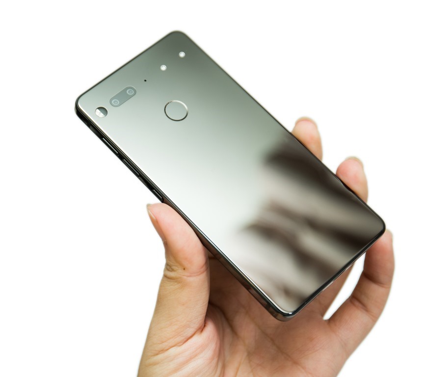 與眾不同最美旗艦！Android 之父推出的 Essential Phone PH-1 智慧手機與 360 相機配件 (Essential Phone PH-1 Unboxing review) @3C 達人廖阿輝