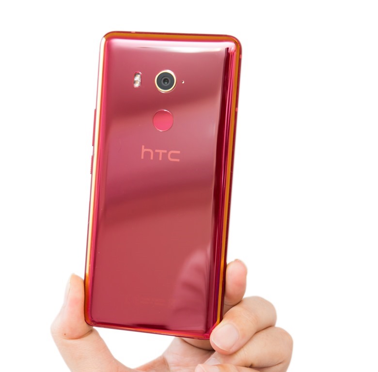 誠意十足的中階旗艦 HTC U11 Eyes！雙鏡自拍 + 頂級相機 + 全螢幕 + 防水 + 大電量樣樣不缺！ @3C 達人廖阿輝