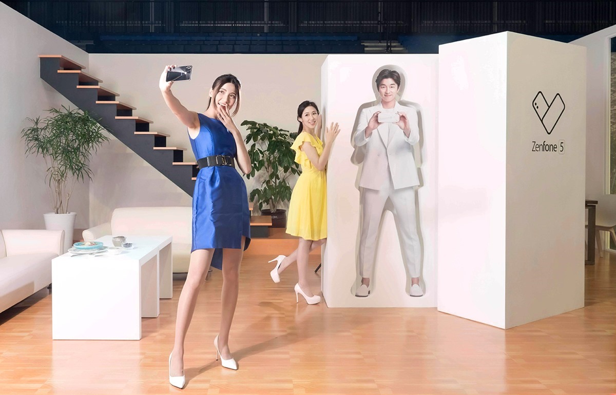 [新聞] 孔劉樂收限定版 ZenFone 5 現場驗收拍照成果 粉絲提前慶生 孔劉感動：「真的覺得很驚喜！」@3C 達人廖阿輝