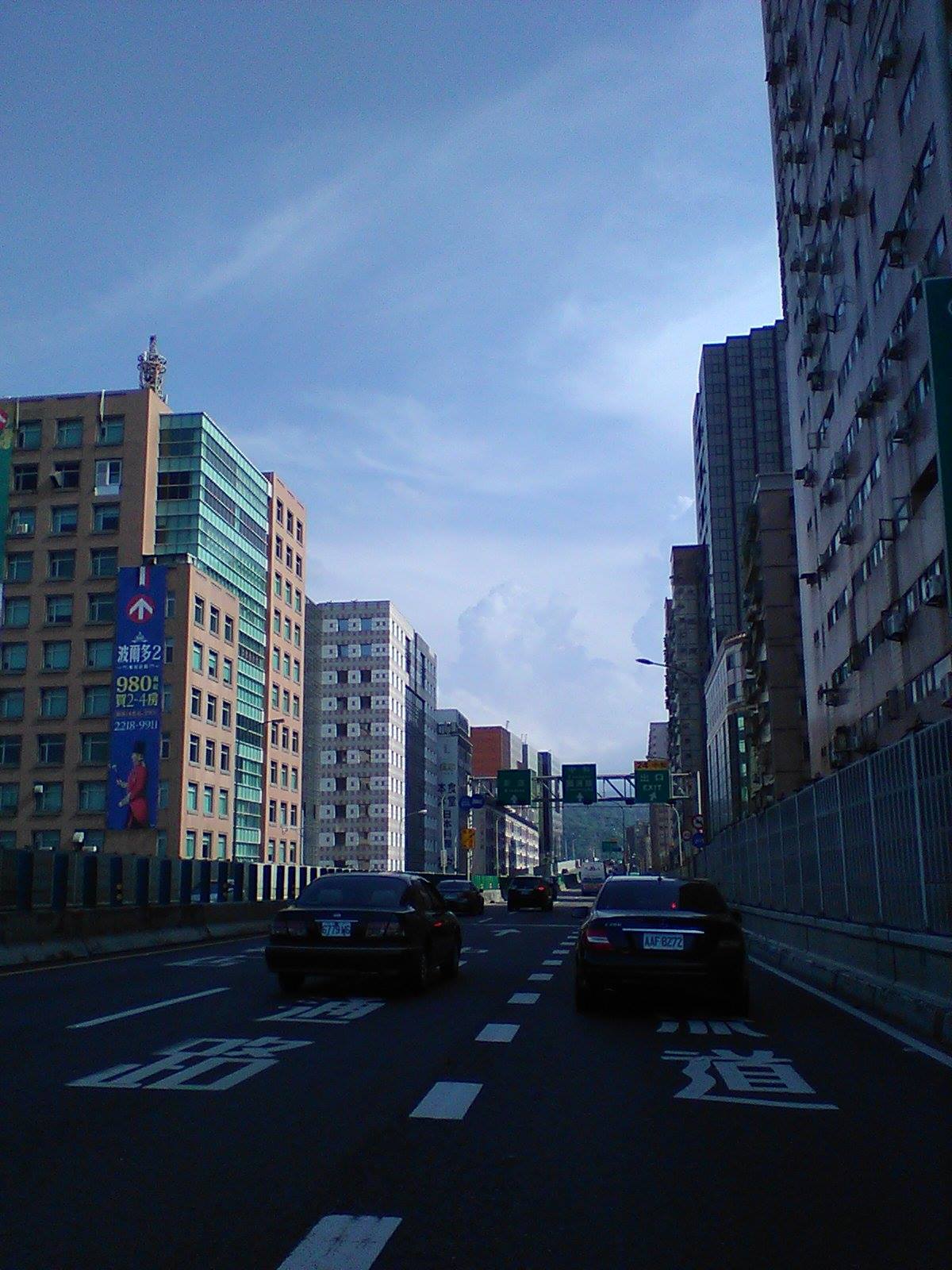 復古香蕉機來了！Nokia 8110 4G 這次還有 4G 可以網路分享！你想知道的這篇開箱都有！ (8/8 更新更多實拍) @3C 達人廖阿輝