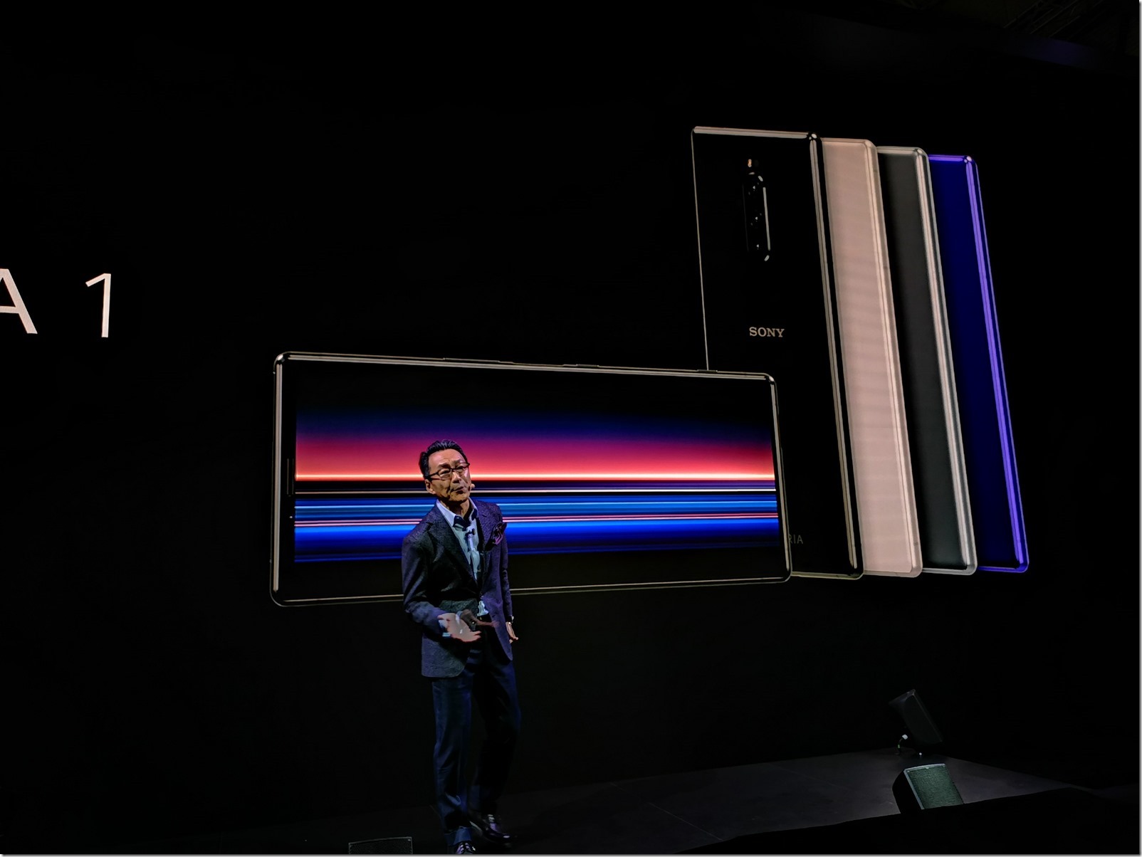 世界首款 4K OLED 手機！21:9 螢幕與三鏡頭的 Xperia 1 旗艦發表！還有側面指紋辨識回歸 @3C 達人廖阿輝