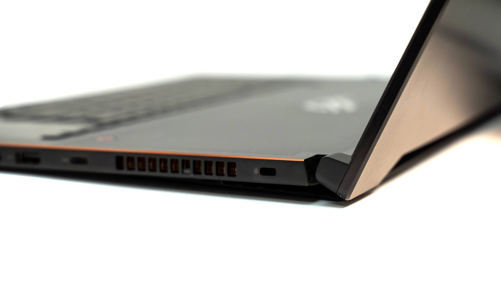 最強最薄！新一代 ASUS ROG Zephyrus S GX701 帶來 RTX 最強顯卡的世界最薄 17 吋電競筆電！ @3C 達人廖阿輝