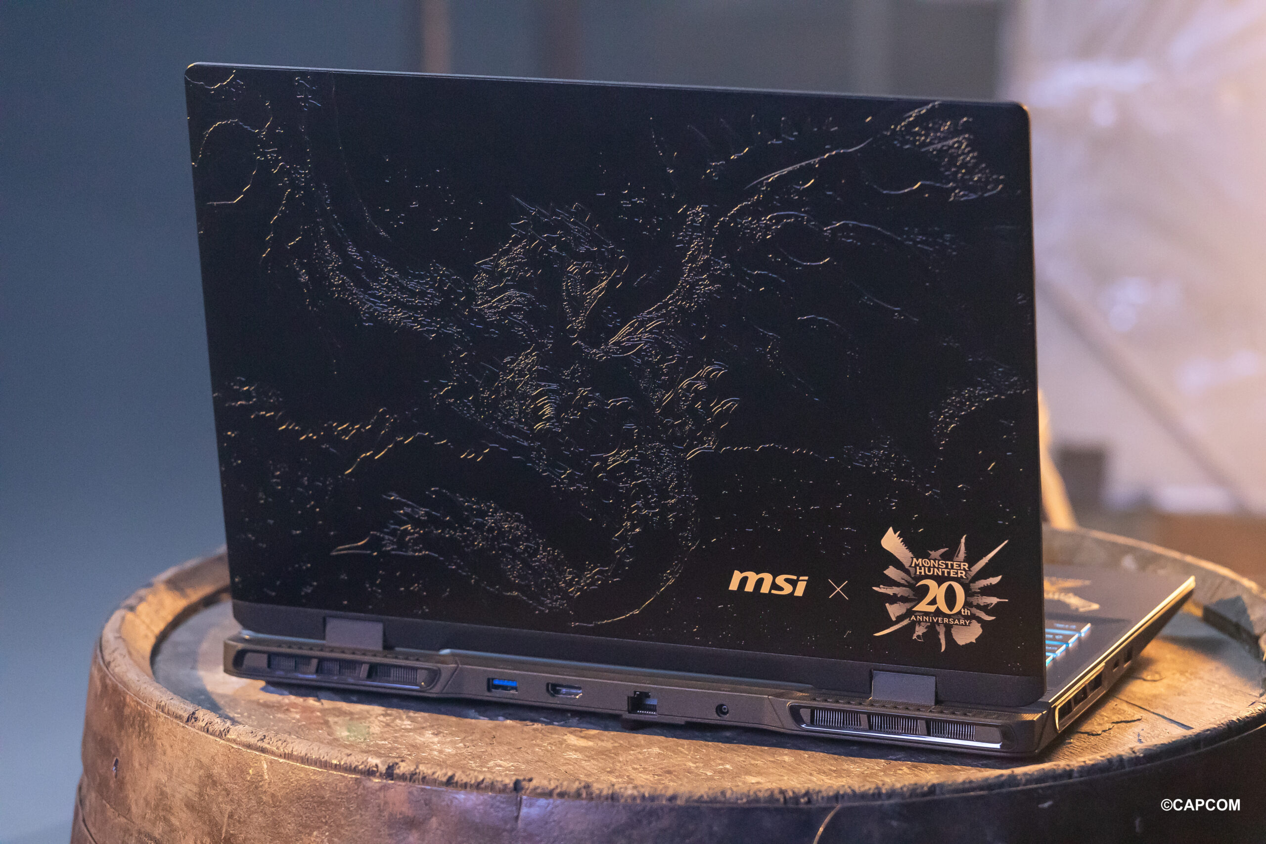 MSI 宣布推出 Crosshair 16 HX Monster Hunter™ Edition 聯名筆電 共同歡慶《Monster Hunter》遊戲 20 週年 @3C 達人廖阿輝