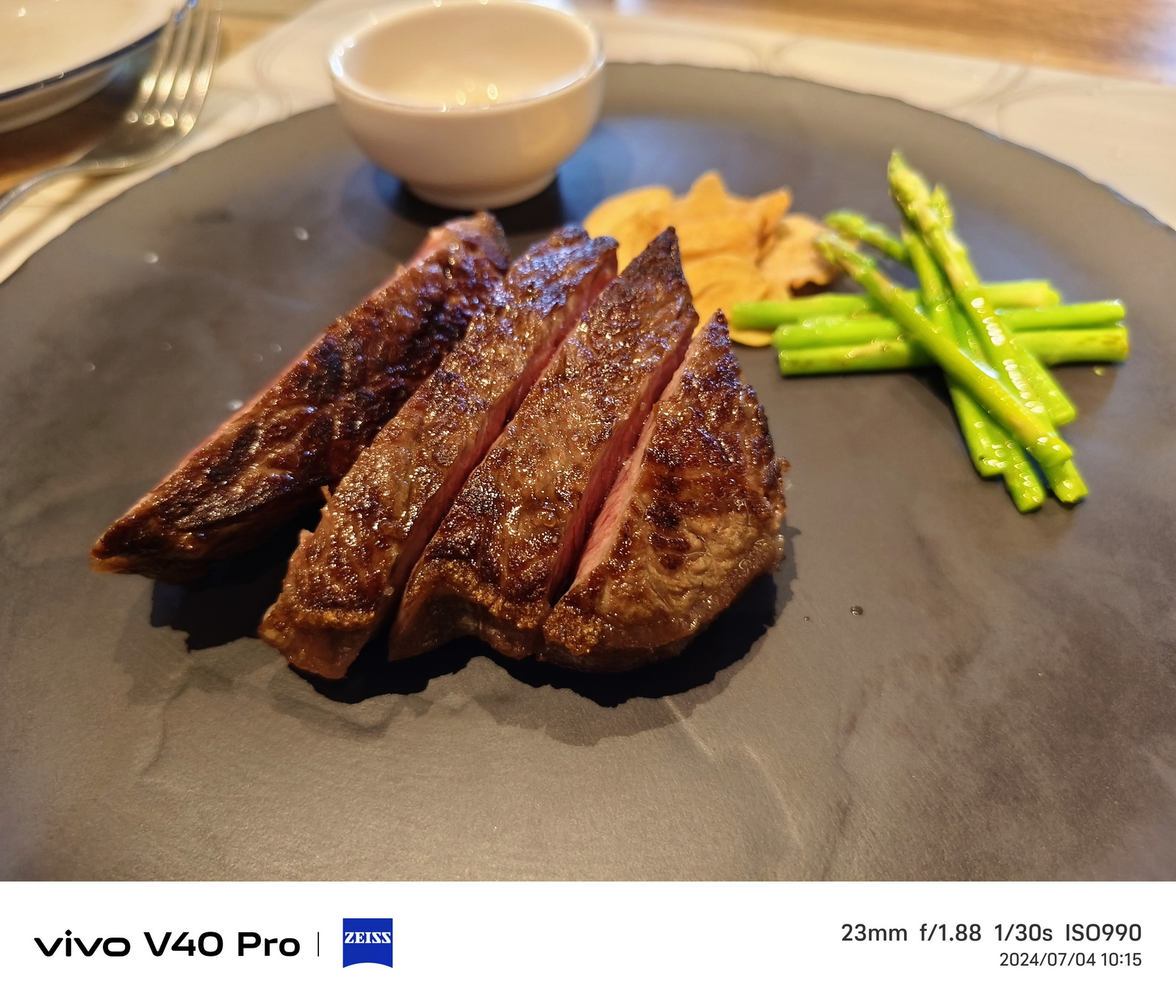 最強輕旗艦 vivo V40 Pro / V40 評測：蔡司聯名 | IP68&#038;IP69 強悍防水 | 天璣 9200+處理器 | 蔡司多焦段人像專家 @3C 達人廖阿輝