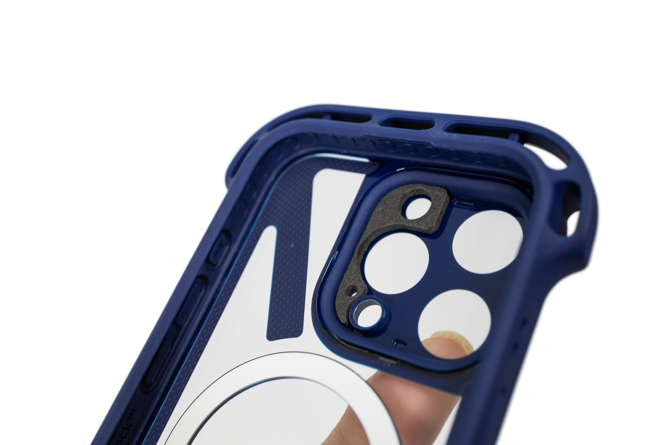 CASETiFY iPhone 16 系列 全新 Ultra 終極系列防摔手機殼、多功能背帶、扣環介紹來啦！ @3C 達人廖阿輝